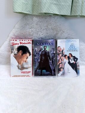 VHS Jerry Meguire, The Matrix, and My Big Fat Greek Wedding Bundle 📼